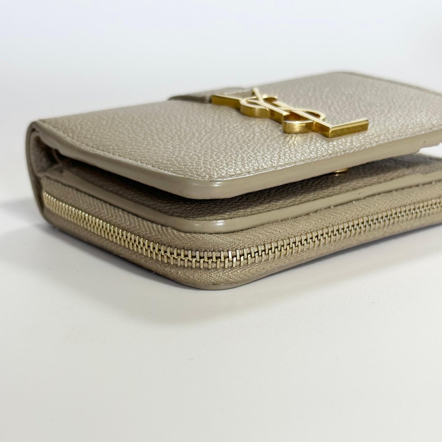 Saint Laurent YSL Wallet Cassandra Bi-fold Compact Leather Beige Gold Authentic