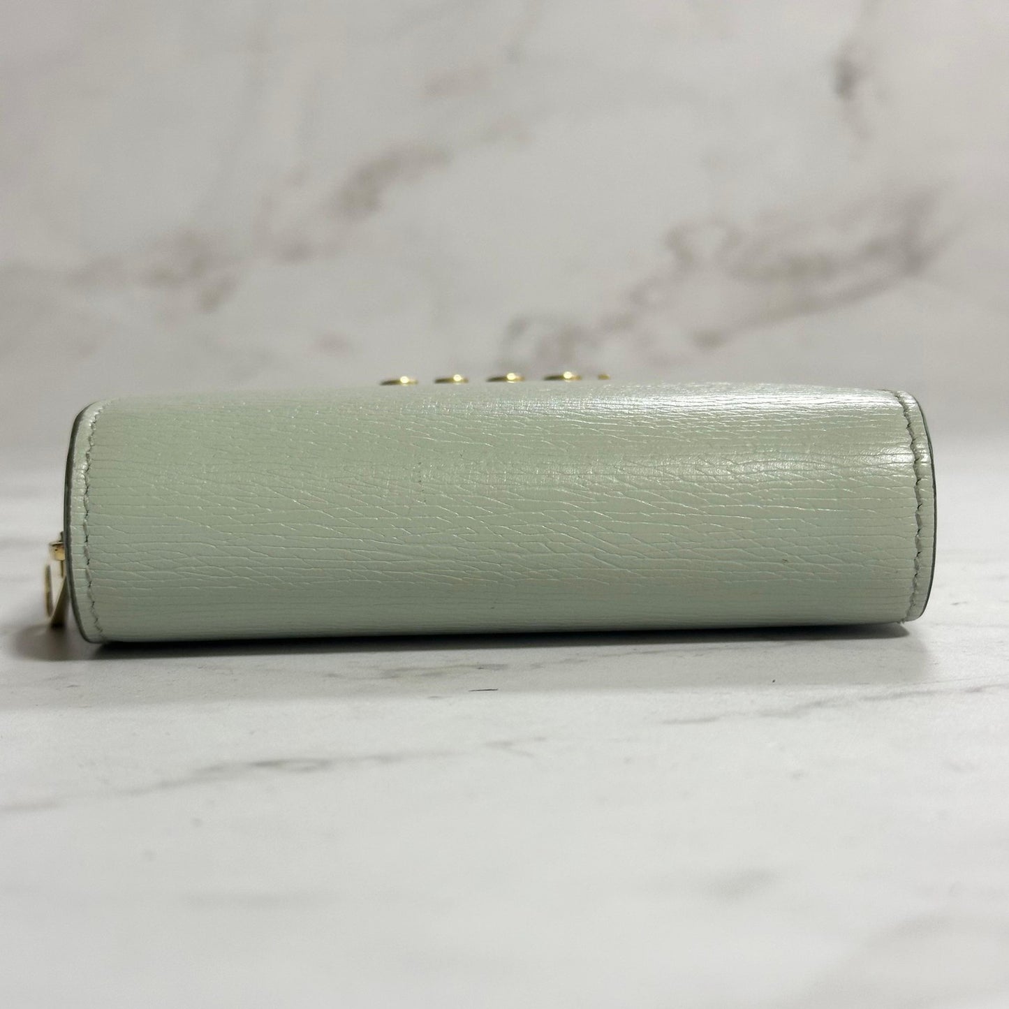 Gucci Bi-fold Wallet Logo Flap Compact Purse Light Green Gold Leather Authentic