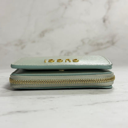 Gucci Bi-fold Wallet Logo Flap Compact Purse Light Green Gold Leather Authentic