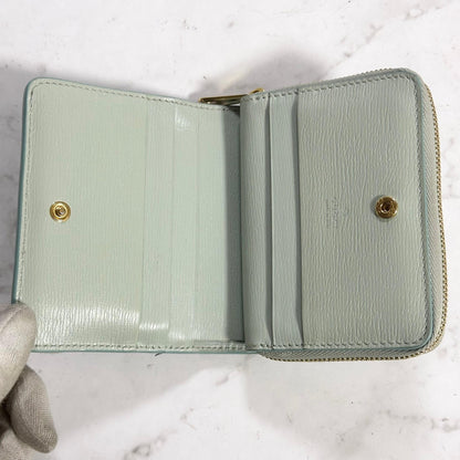 Gucci Bi-fold Wallet Logo Flap Compact Purse Light Green Gold Leather Authentic