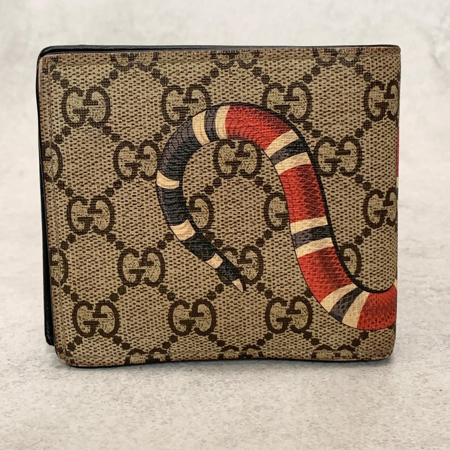 GUCCI Wallet 	Sneke GG Supreme Bi-fold Flap Compact Purse Leather Beige Auth