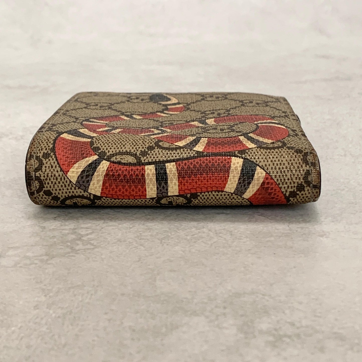 GUCCI Wallet 	Sneke GG Supreme Bi-fold Flap Compact Purse Leather Beige Auth