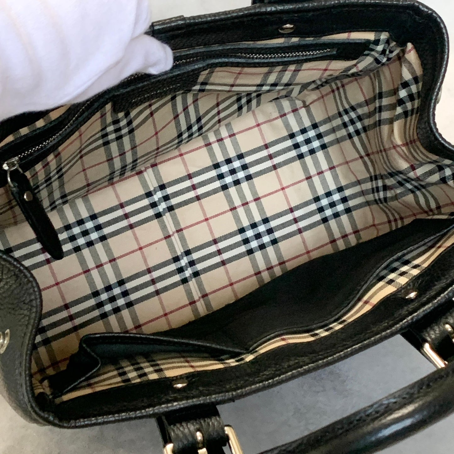 BURBERRY Bag Logo Nova Check Hand Tote Purse Leather Black Gold Used Authentic