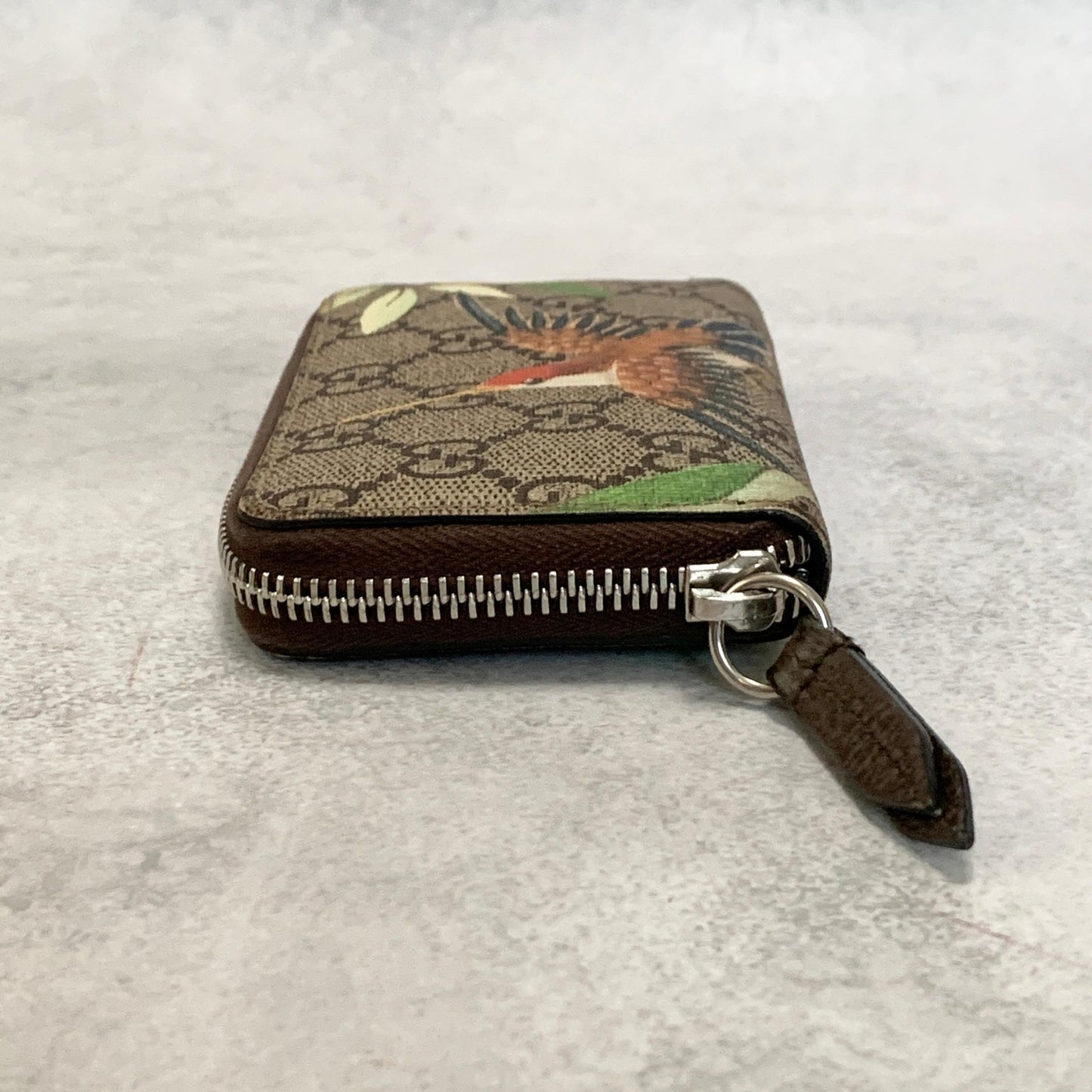 GUCCI Tian GG Supreme Coin Case Card Holder Wallet Purse Compact Leather Brown