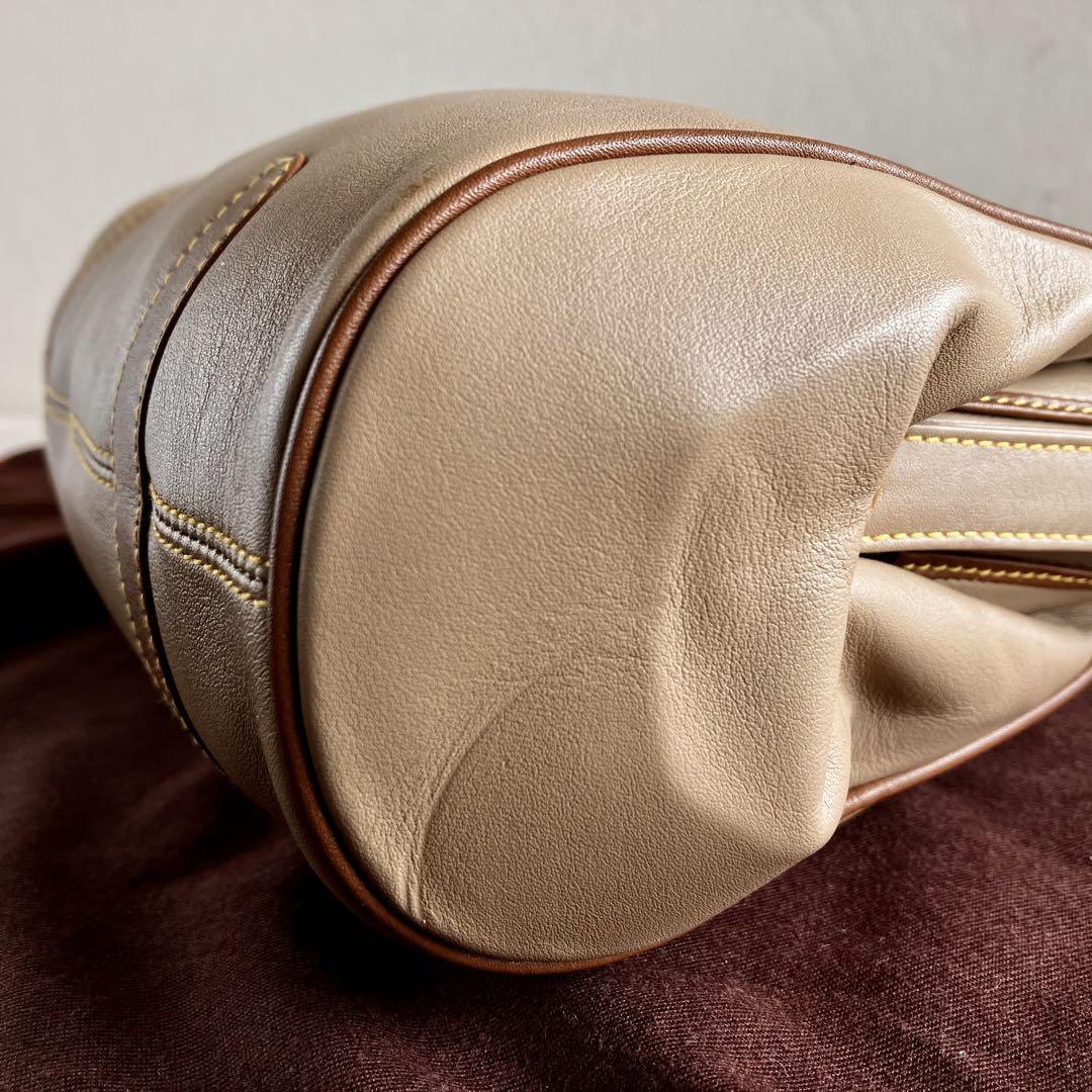 CELINE Shoulder Bag Purse Leather Beige Authentic