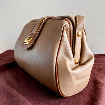 CELINE Shoulder Bag Purse Leather Beige Authentic