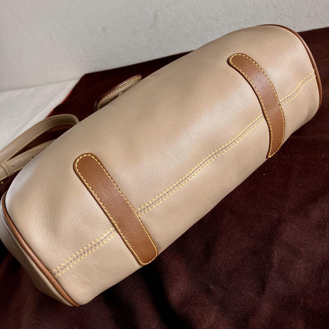 CELINE Shoulder Bag Purse Leather Beige Authentic