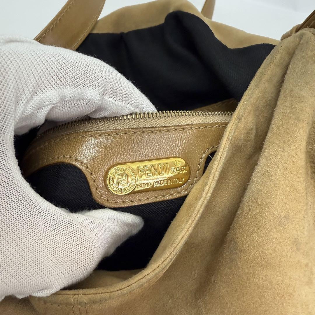 FENDI FF Suede Wallet Shoulder Bag Authentic Beige