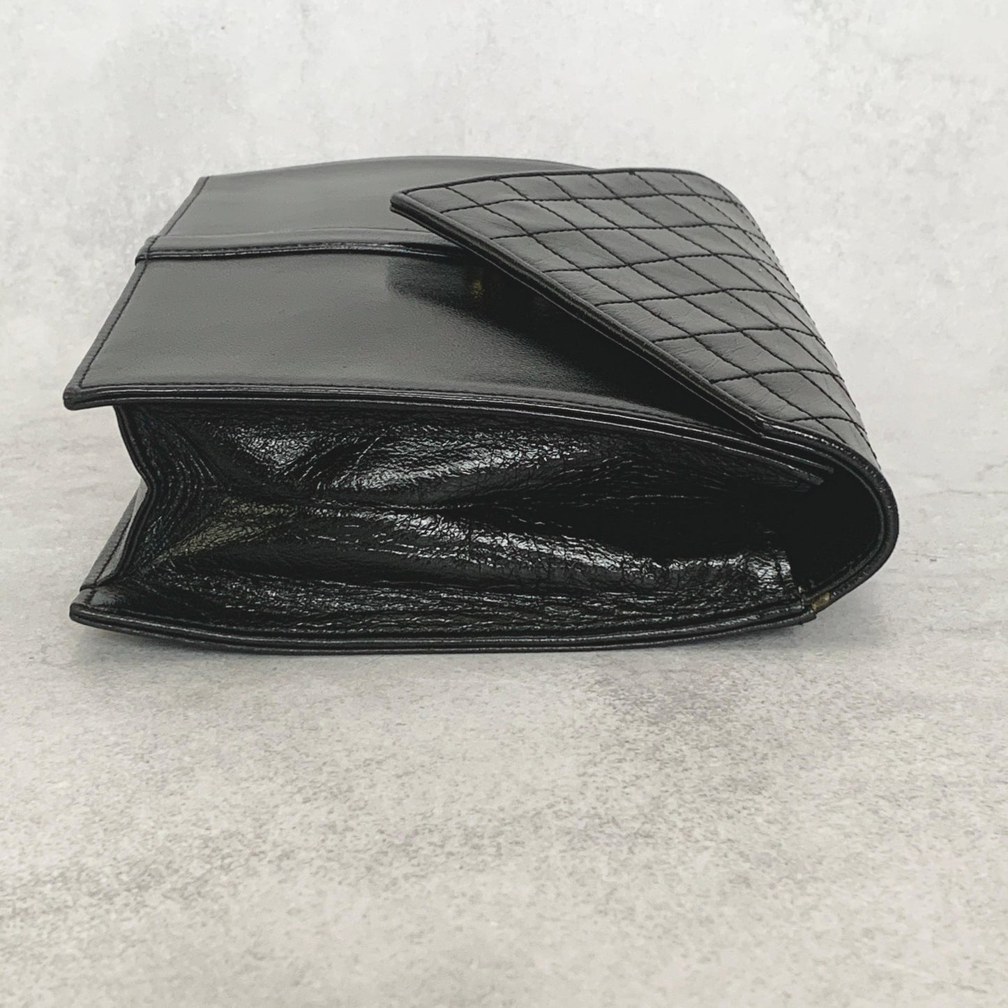 Saint Laurent Bag YSL Clutch Purse Hand Leather Black Gold Used Authentic