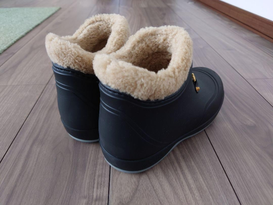 GUCCI Rubber Mouton Boots Shoes EU 37 US 7 Black Authentic