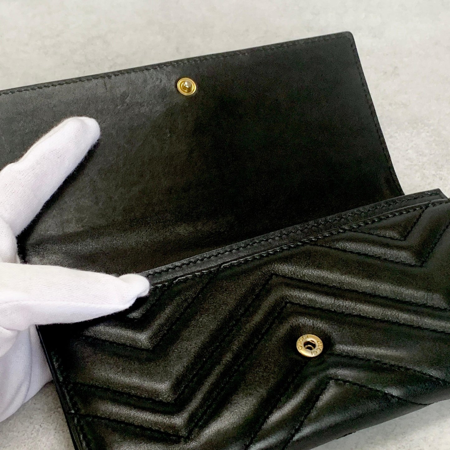 GUCCI Wallet Marmont Quilted GG Flap Long Purse Leather Black Gold Authentic