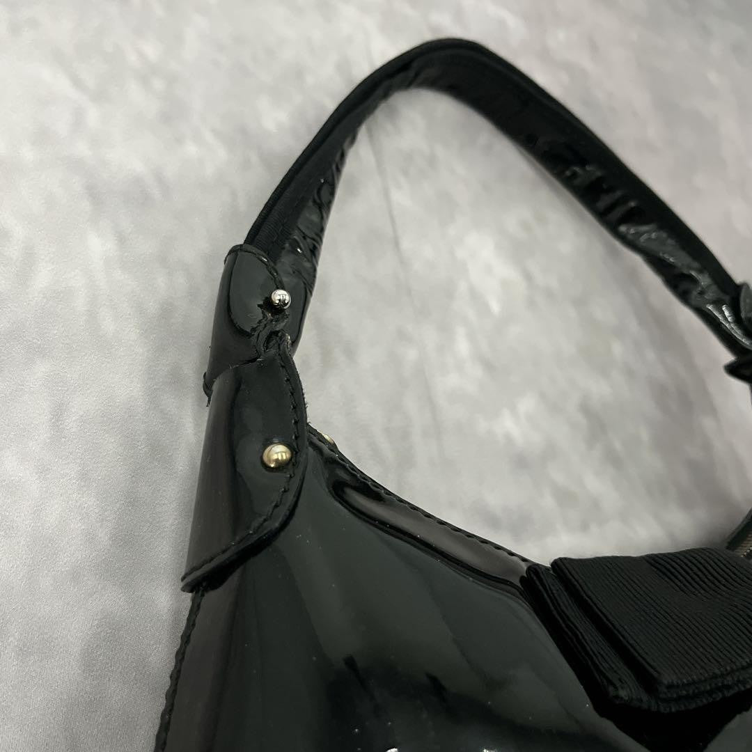 Salvatore Ferragamo Hand Shoulder Bag Tote Purse Vara Patent Leather Black Auth