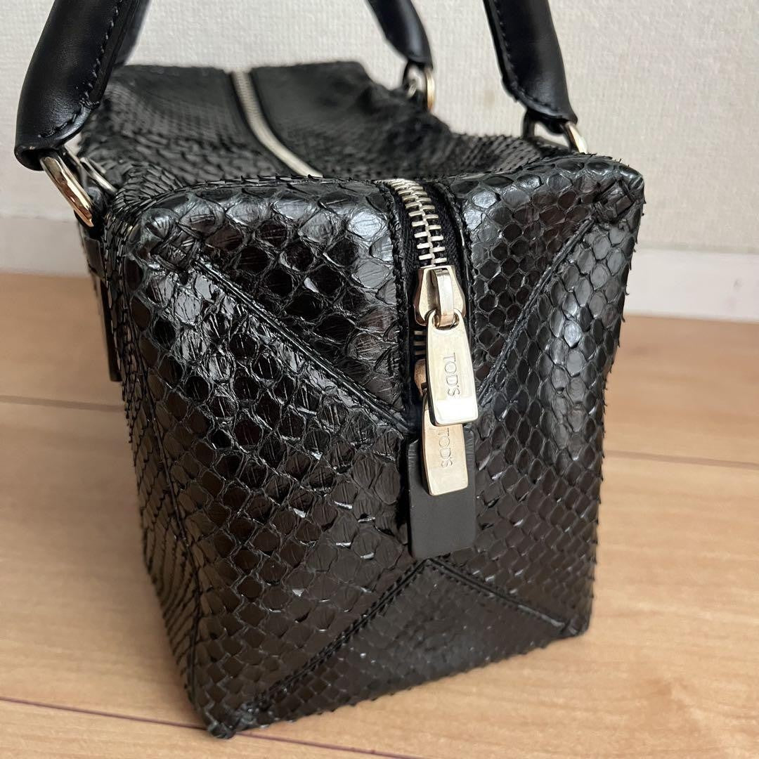 TOD'S Hand Shoulder Bag Tote Purse Cube Leather Black Authentic