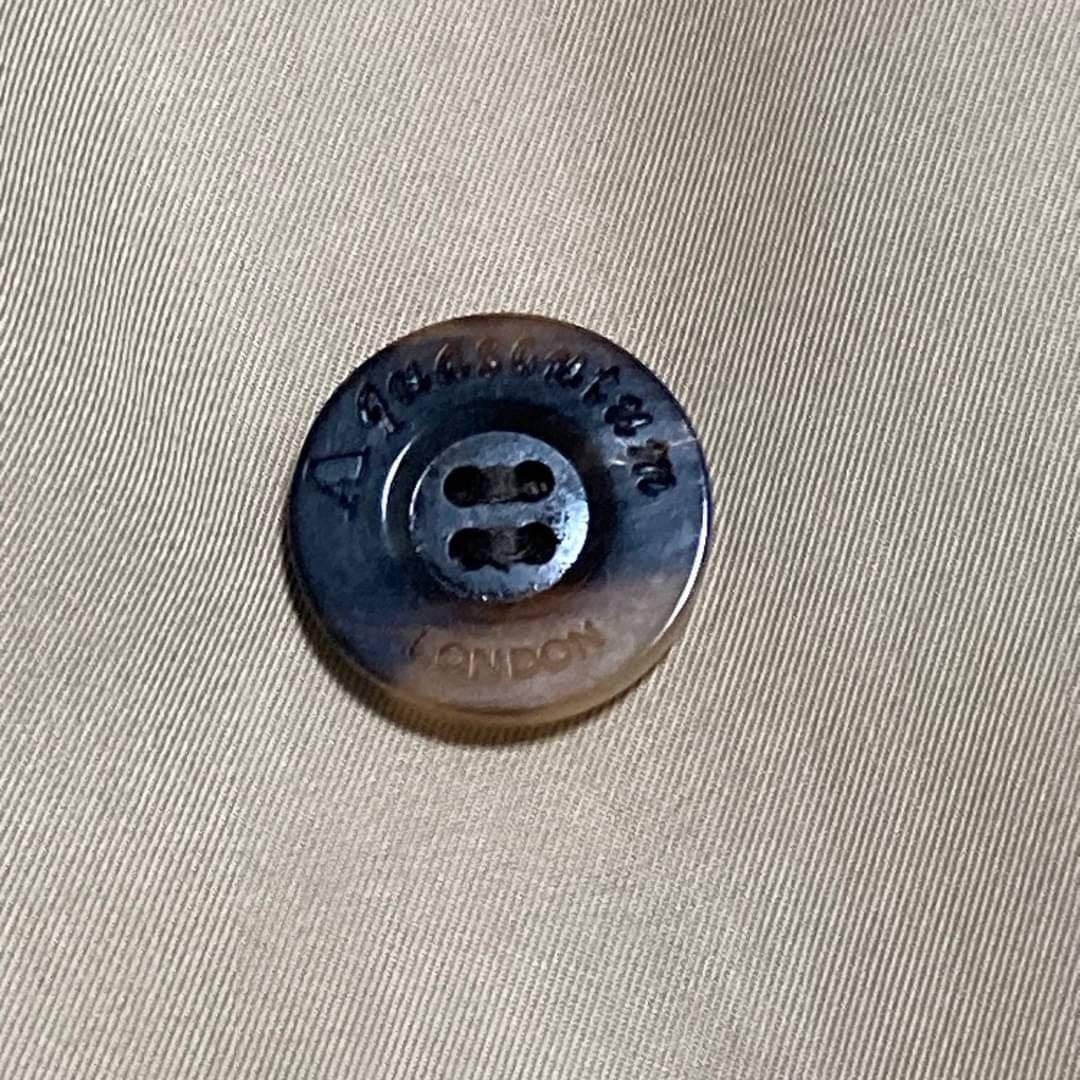 Aquascutum LONDON Trench Coat Club Check Asian fit M US size S Beige Authentic