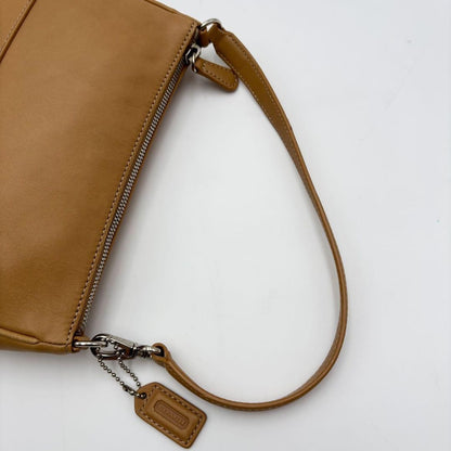 COACH Shoulder Bag Purse 7785 Leather Brown Authentic