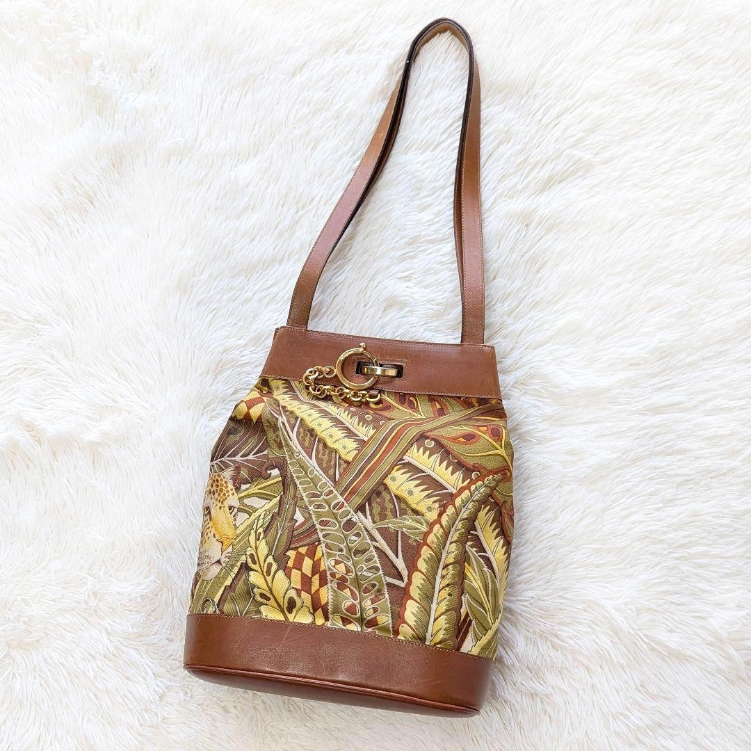 Salvatore Ferragamo Shoulder Bag Purse Gancini Leather Brown Multicolor Auth
