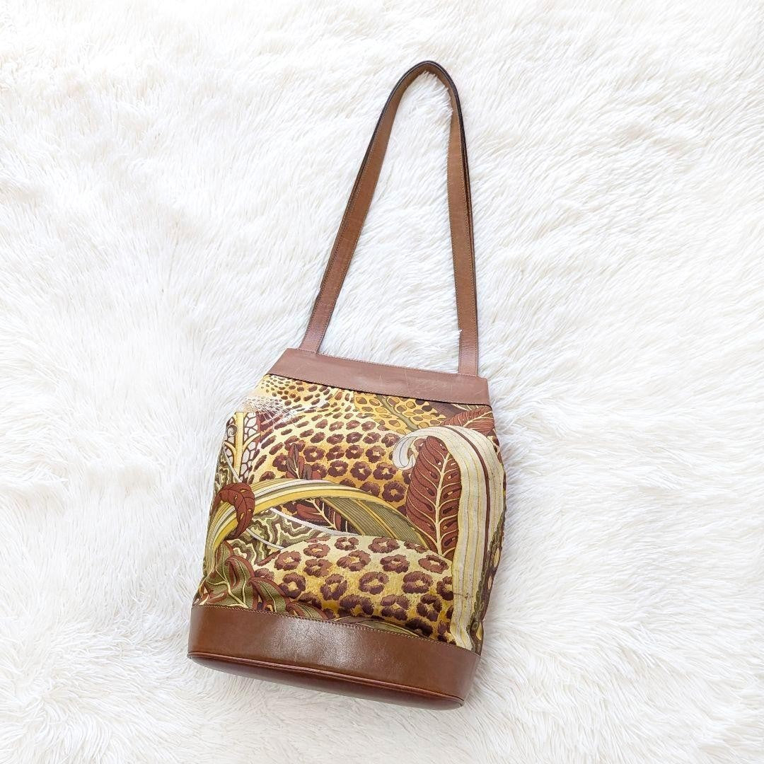 Salvatore Ferragamo Shoulder Bag Purse Gancini Leather Brown Multicolor Auth