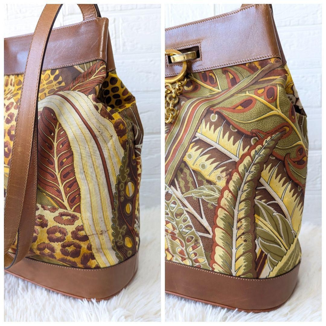 Salvatore Ferragamo Shoulder Bag Purse Gancini Leather Brown Multicolor Auth