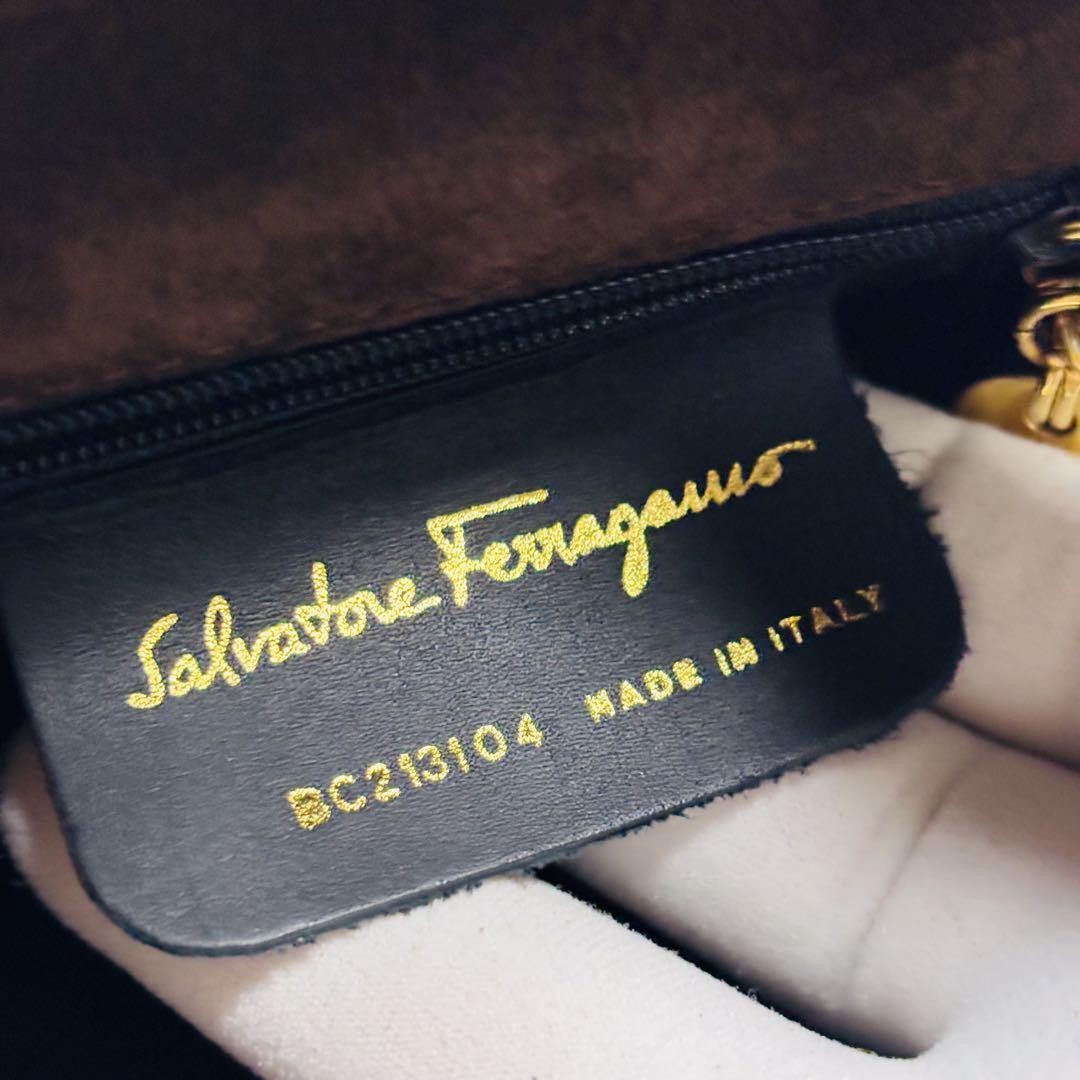 Salvatore Ferragamo Hand Bag Tote Purse Vara Suede Brown Authentic