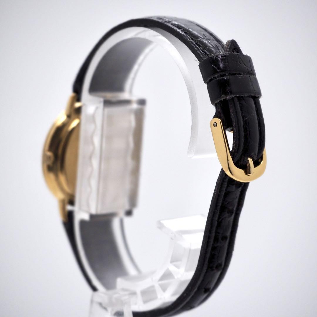 GUCCI 3000L Quartz Watch Wristwatch Gold Black Women's Authentic