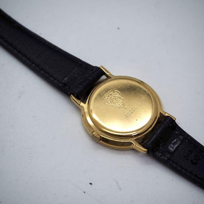 GUCCI 3000L Quartz Watch Wristwatch Gold Black Women's Authentic