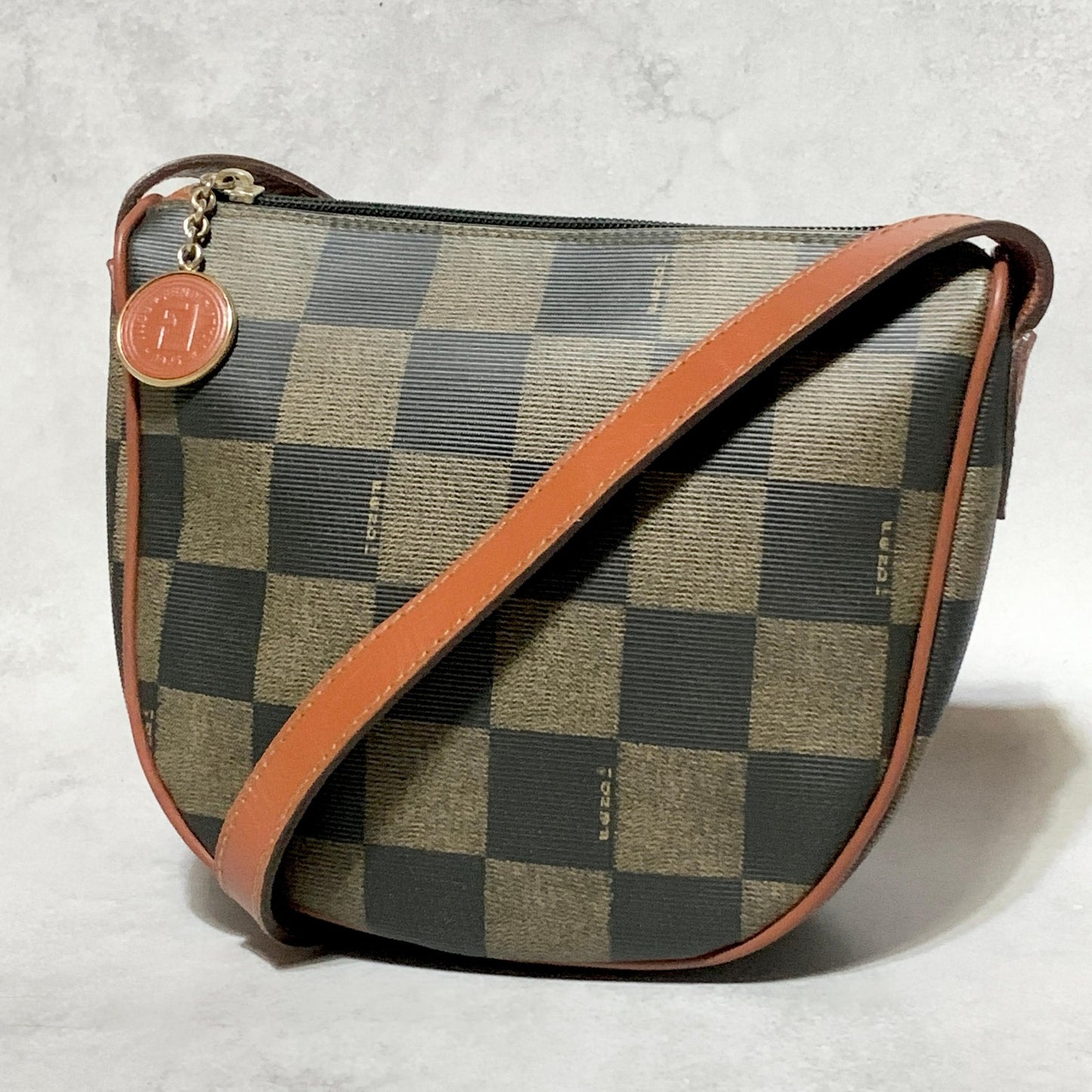 FENDI Bag Pecan FF Logo Shoulder Purse Leather Brown Gold Used Authentic