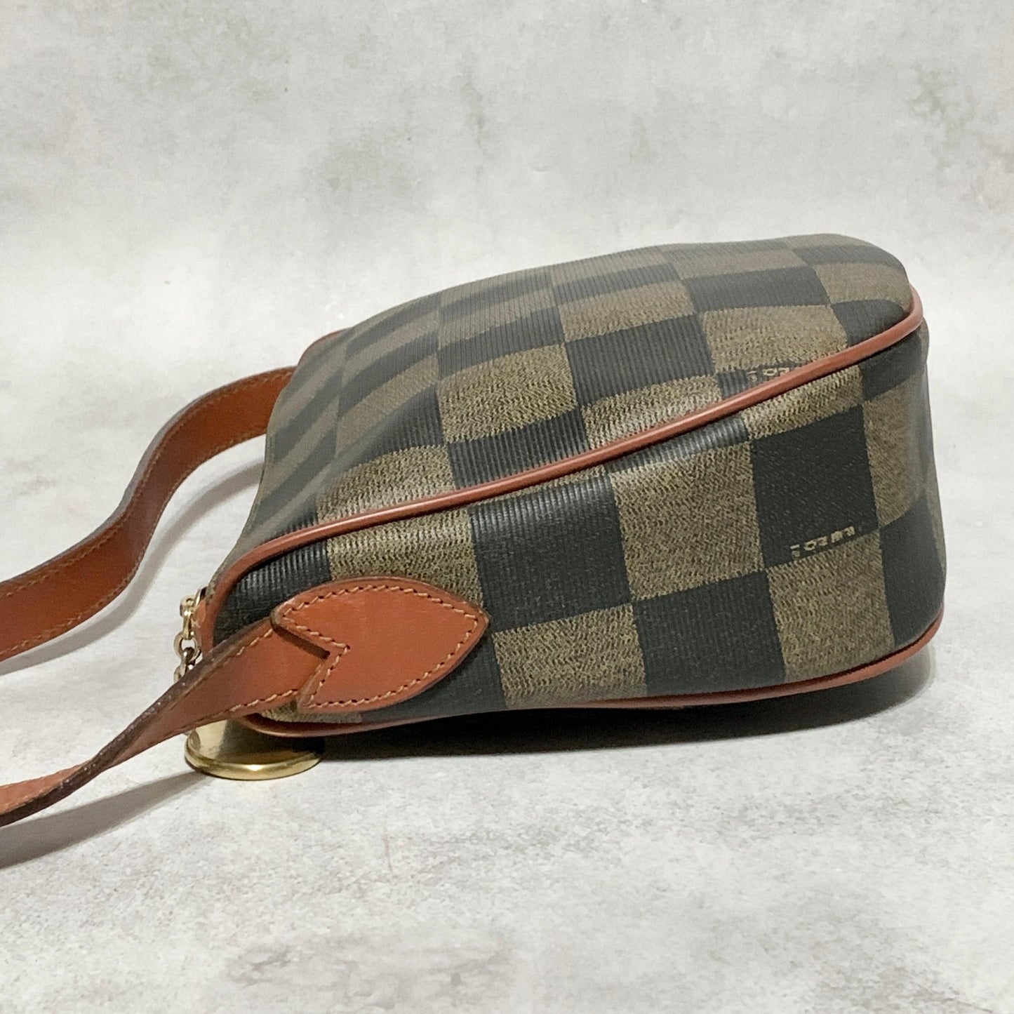 FENDI Bag Pecan FF Logo Shoulder Purse Leather Brown Gold Used Authentic