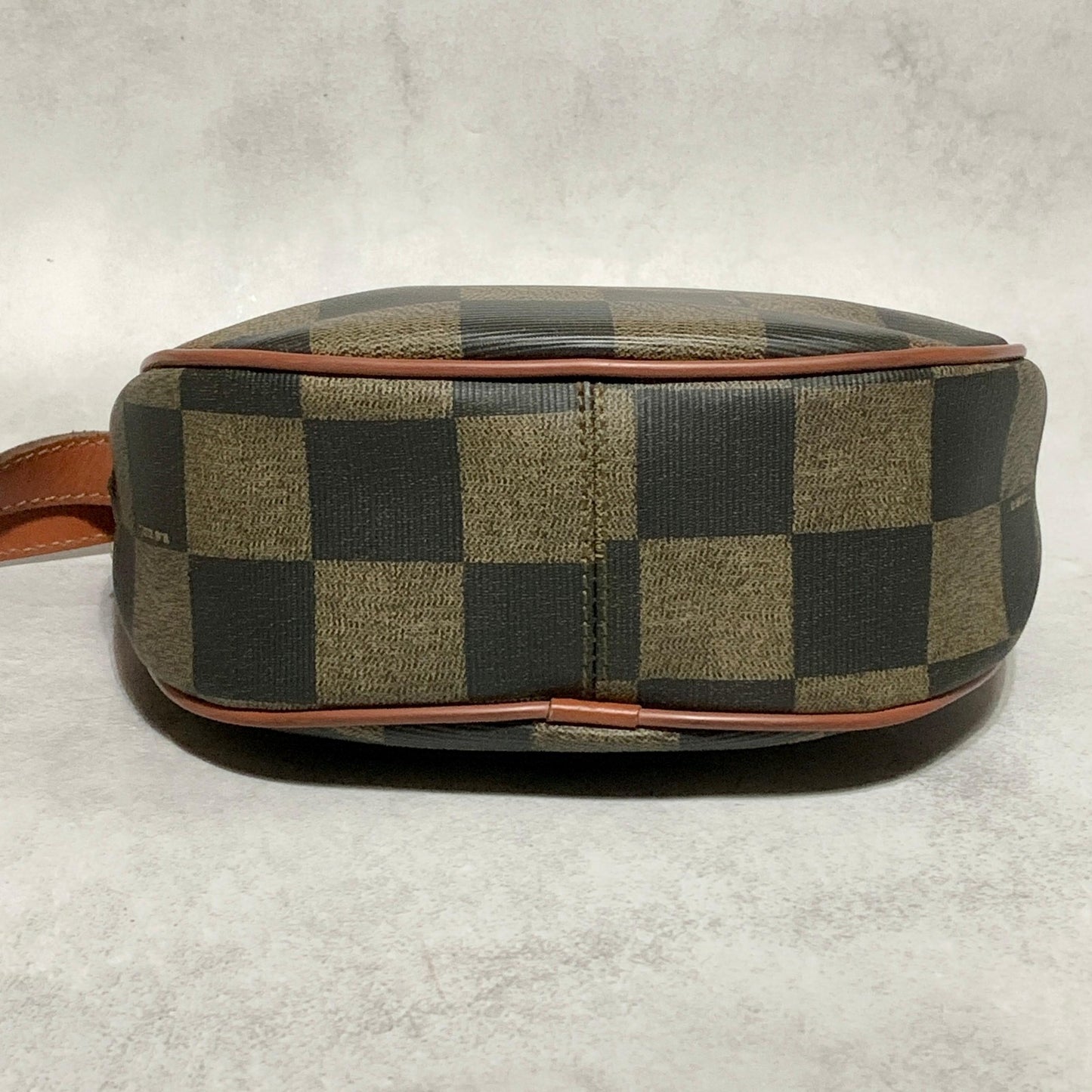 FENDI Bag Pecan FF Logo Shoulder Purse Leather Brown Gold Used Authentic
