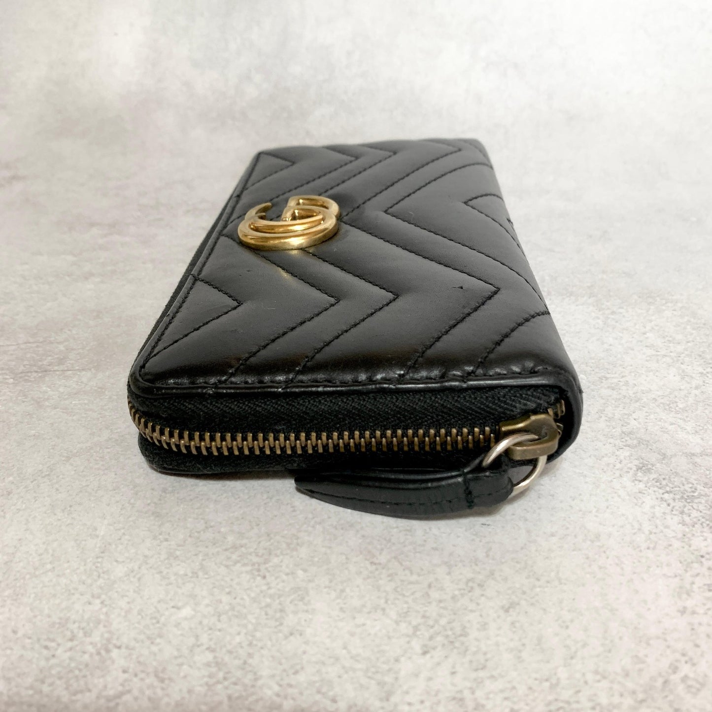 GUCCI Wallet GG Marmont Quilted Round Zip Long Purse Leather Black Gold Auth