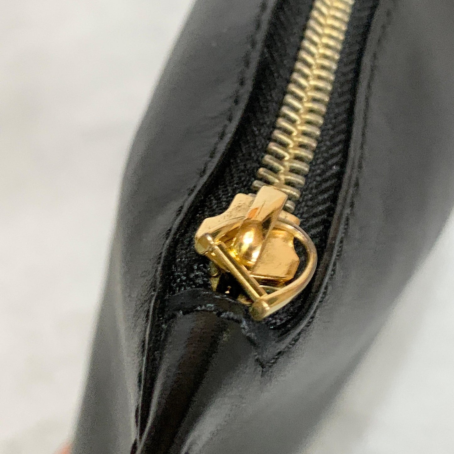 VERSACE Bag Medusa Clutch Purse Hand Leather Black Gold Used Authentic
