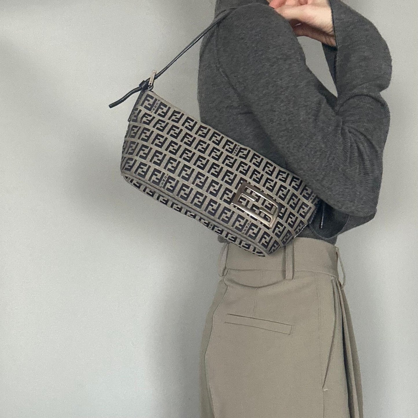 FENDI Bag FF Zucchino Mamma Baguette Pouch Shoulder Purse Canvas Gray Black Auth
