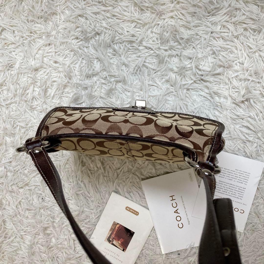 COACH Shoulder Bag Purse Turn Lock Signature Leather Brown Authentic
