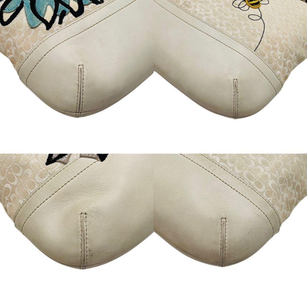 COACH Shoulder Bag Purse Signature Canvas Leather Suede White Authentic