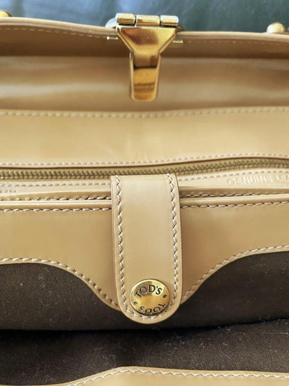 TOD'S Hand Shoulder Bag Tote Purse 2way Dokt Bag Leather Camel Authentic