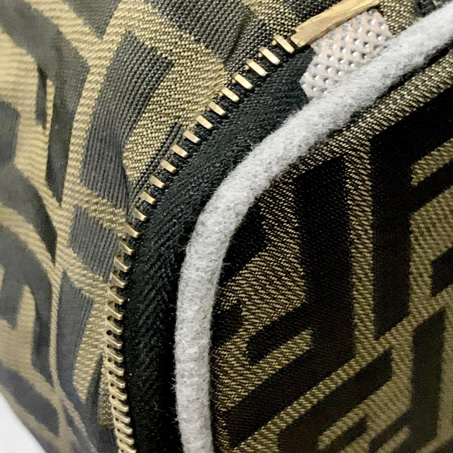 FENDI Vanity Bag Handbag Pouch FF Zucca Purse Canvas Brown Authentic Used Unisex