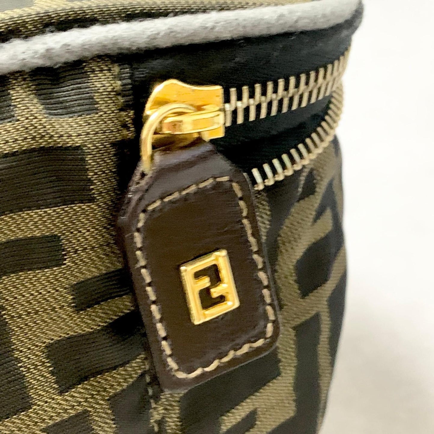 FENDI Vanity Bag Handbag Pouch FF Zucca Purse Canvas Brown Authentic Used Unisex