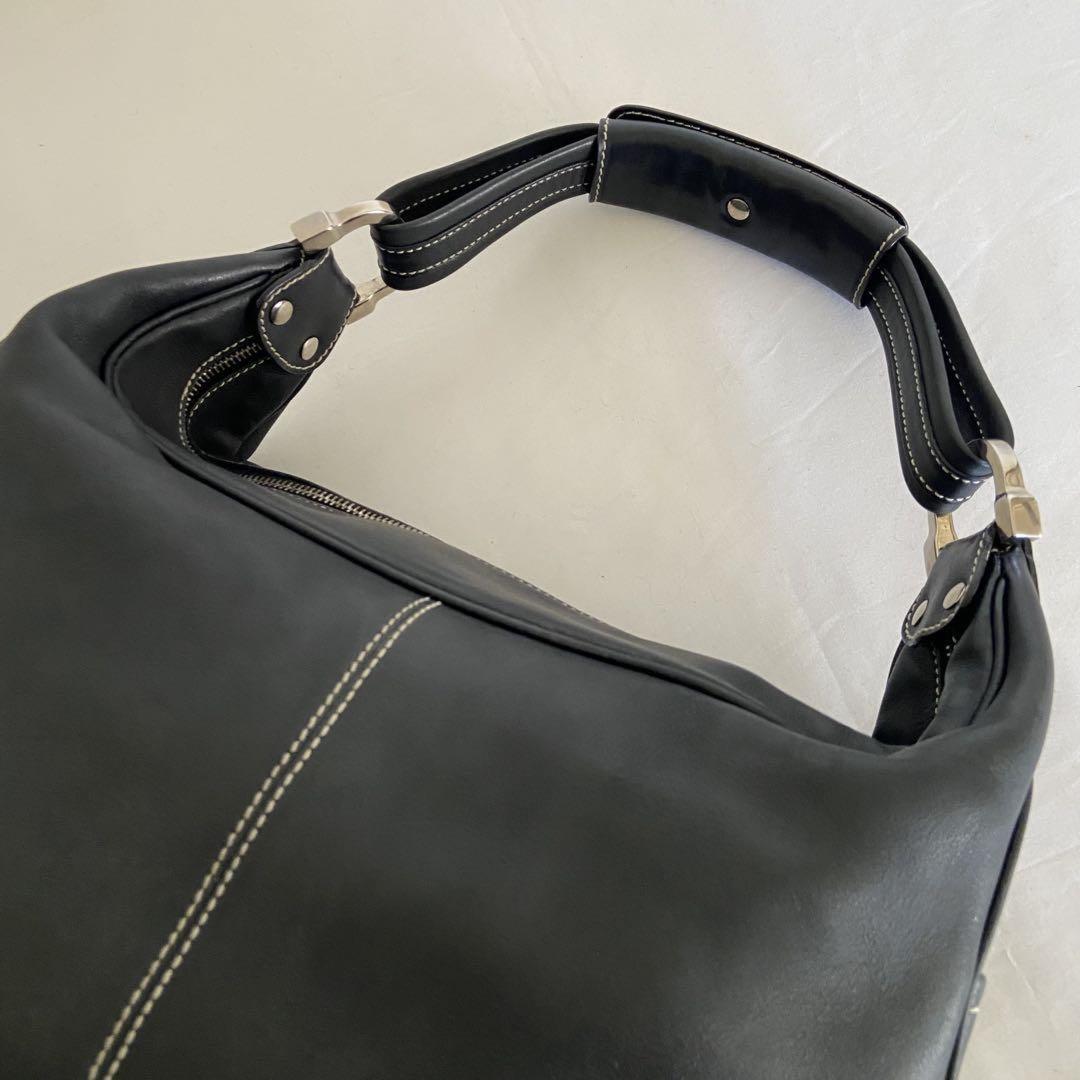 TOD'S Hand Shoulder Bag Tote Purse Logo Leather Black Authentic