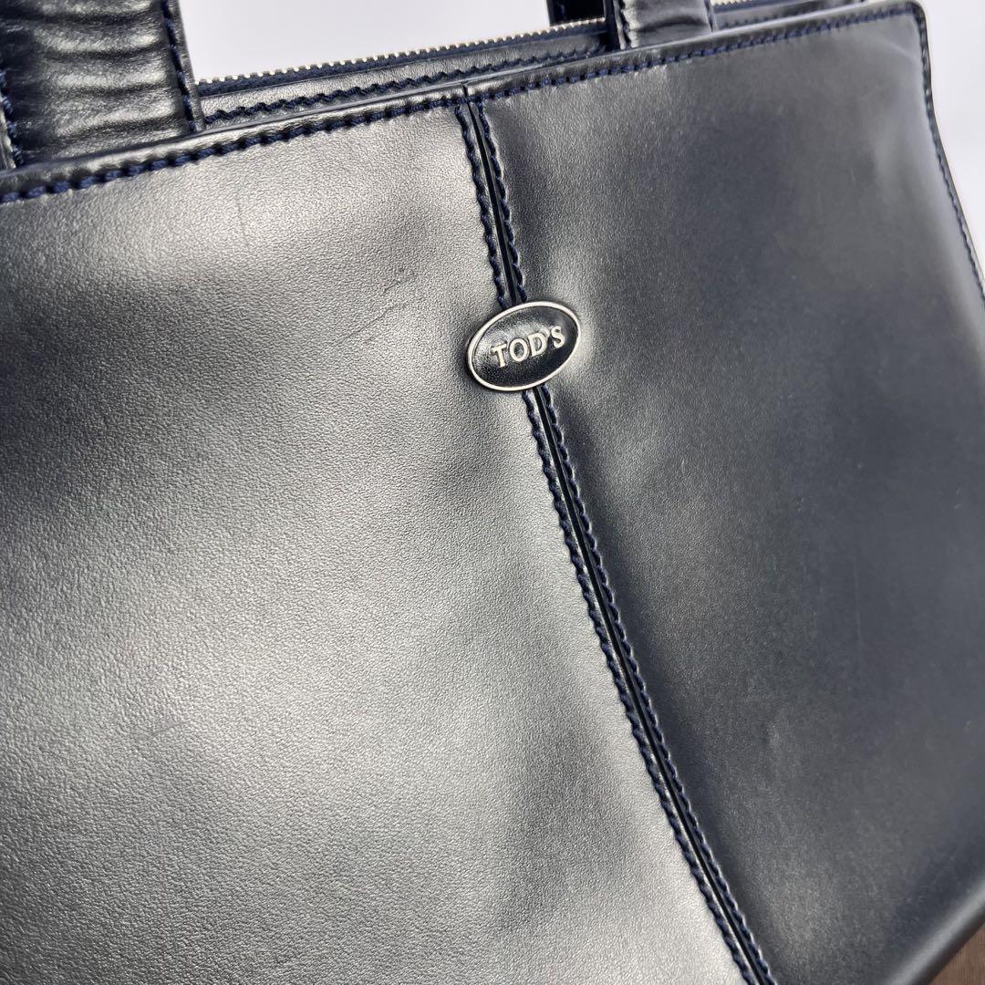 TOD'S Hand Shoulder Bag Tote Purse 2way Leather Navy Authentic