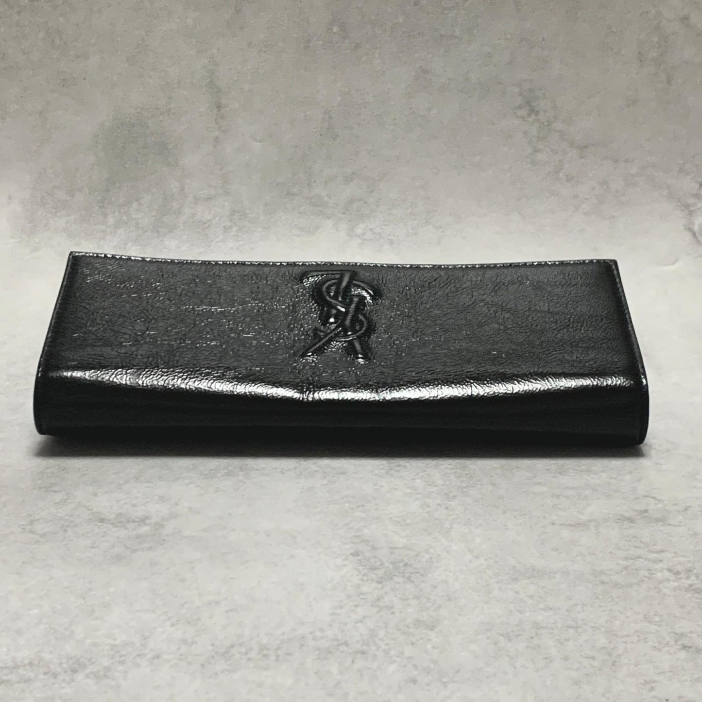 Saint Laurent Bag YSL Cassandra Clutch Purse Hand Patent Black Gold Authentic