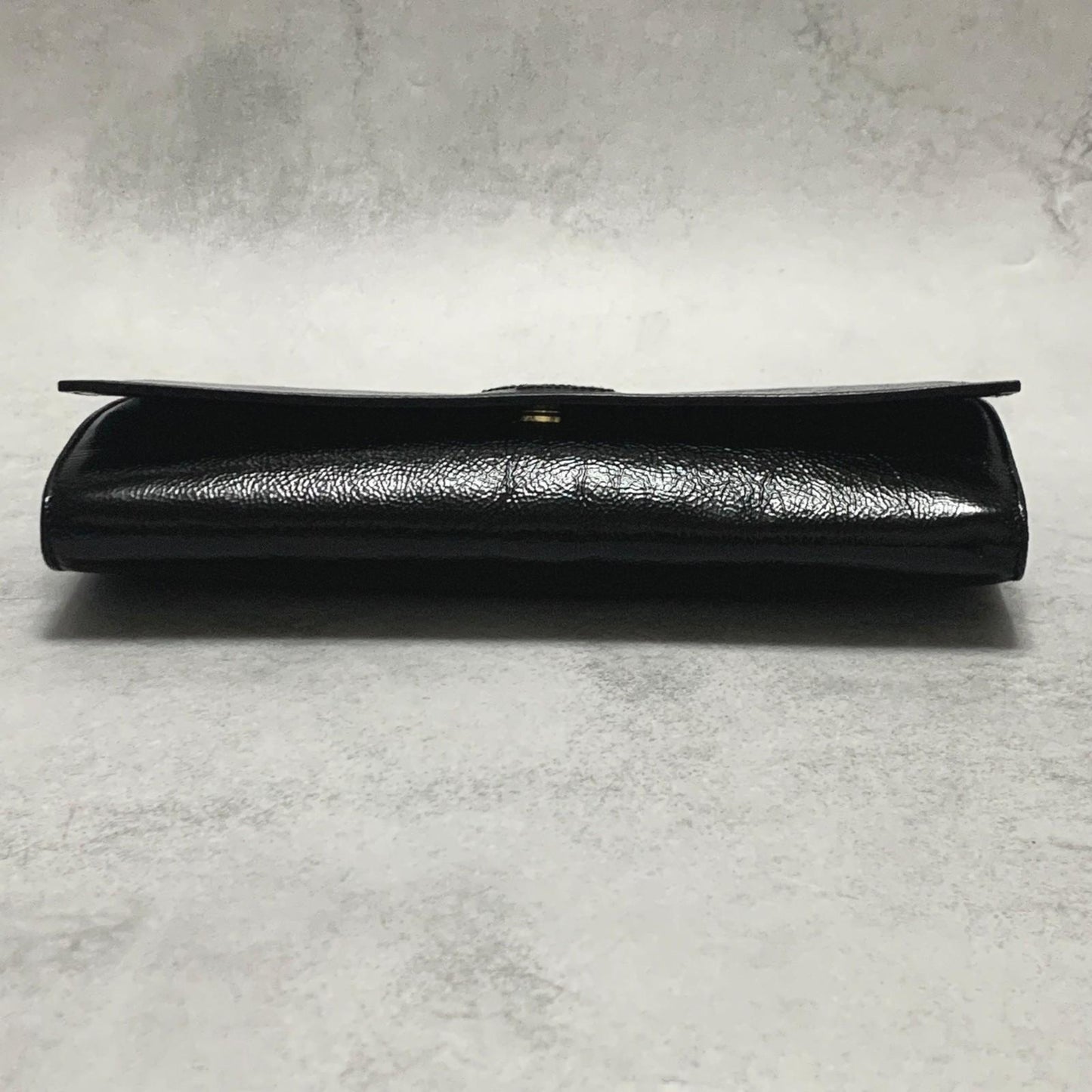Saint Laurent Bag YSL Cassandra Clutch Purse Hand Patent Black Gold Authentic