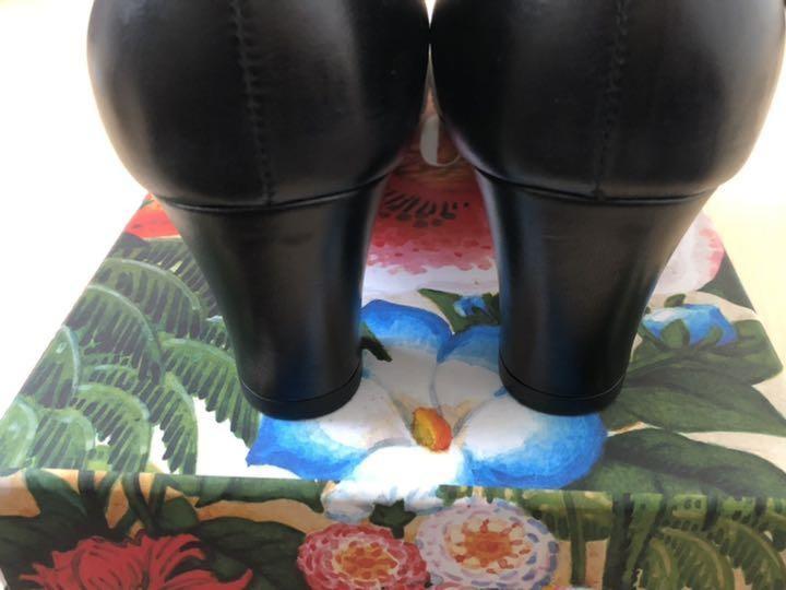GUCCI Shoes Pumps Heel GG EU 37 US 7 Leather White Black Authentic