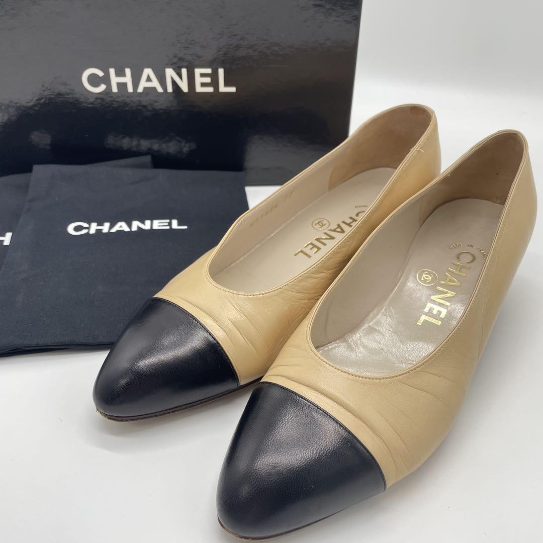 CHANEL Shoes Pumps Heel EU 37 US 7 Beige Black Authentic