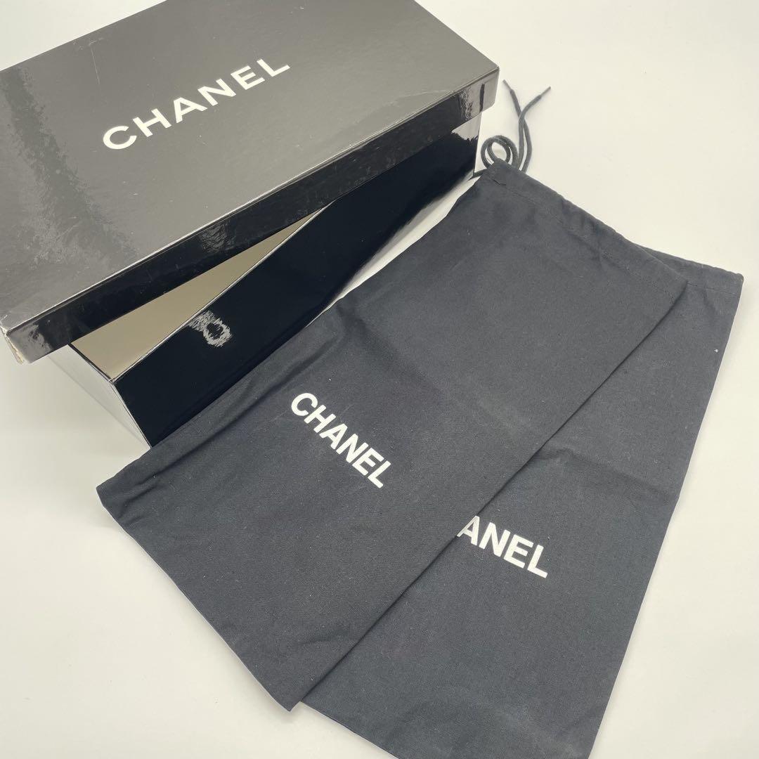 CHANEL Shoes Pumps Heel EU 37 US 7 Beige Black Authentic