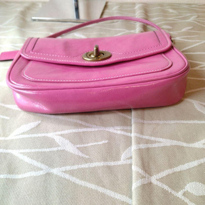 COACH Accessory Pouch Hand Bag Tote Purse Turn Lock Patent Leather Pink Auth