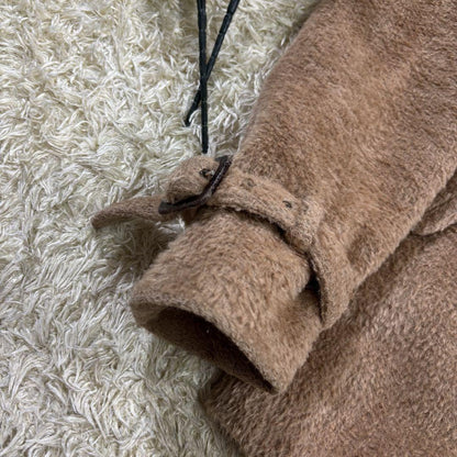Max Mara P Coat Asian fit L 40 US size M Beige Authentic