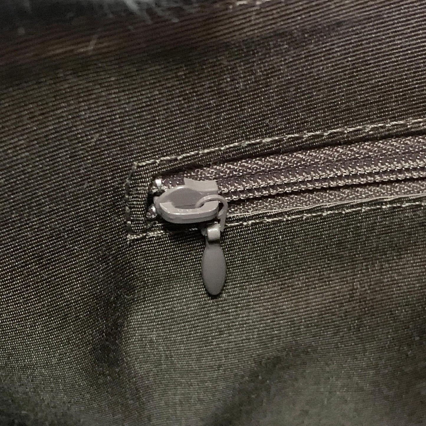 Yves Saint Laurent Hand Bag Logo Tote Purse Leather Red Gold Used Authentic