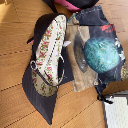 GUCCI Shoes Pumps Heel Flower EU 38 US 8 Black Authentic