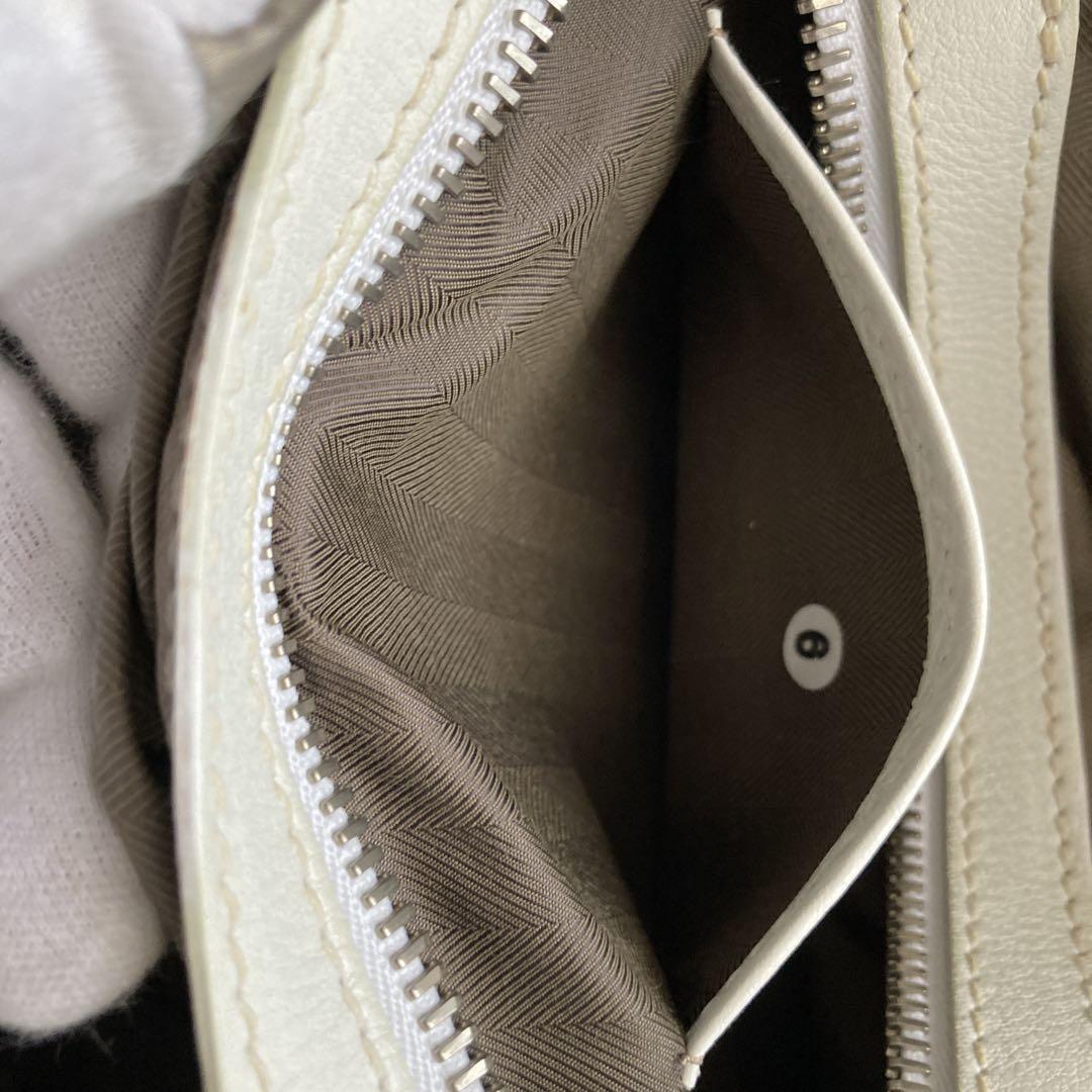 MULBERRY Hand Bag Tote Purse Turn Lock Leather White Authentic