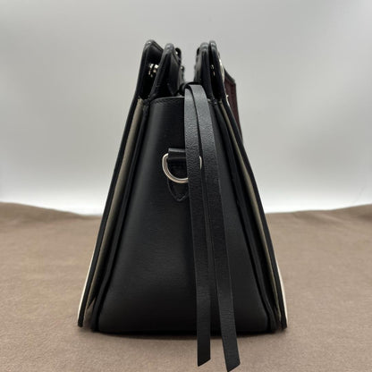 MULBERRY Hand Bag Tote Purse Leather White Black Authentic