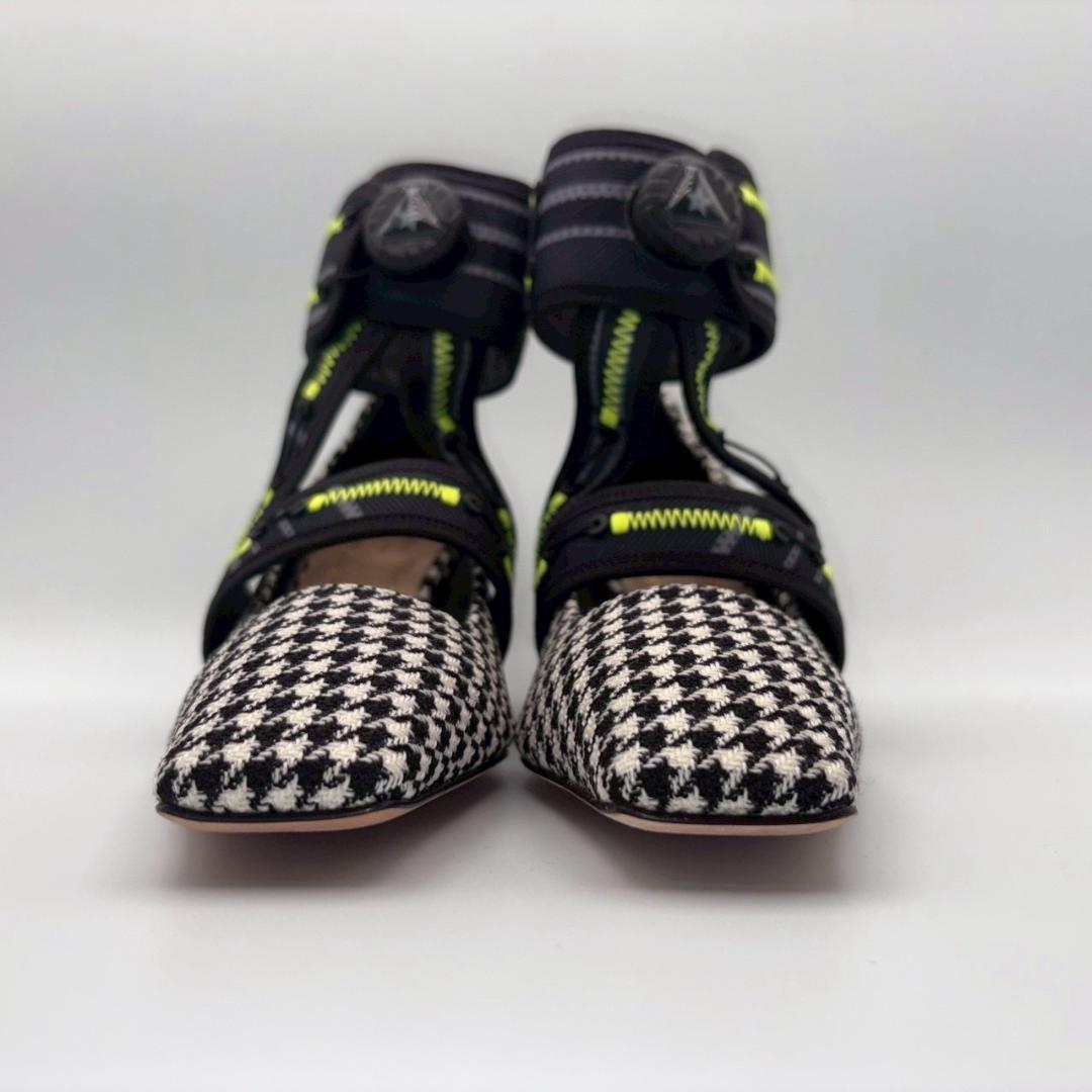 Christian Dior Shoes Pumps Heel Roger Vivier EU 36 US 6 Black White Authentic